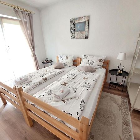 Mb Deluxe Apartment Visoko Bagian luar foto