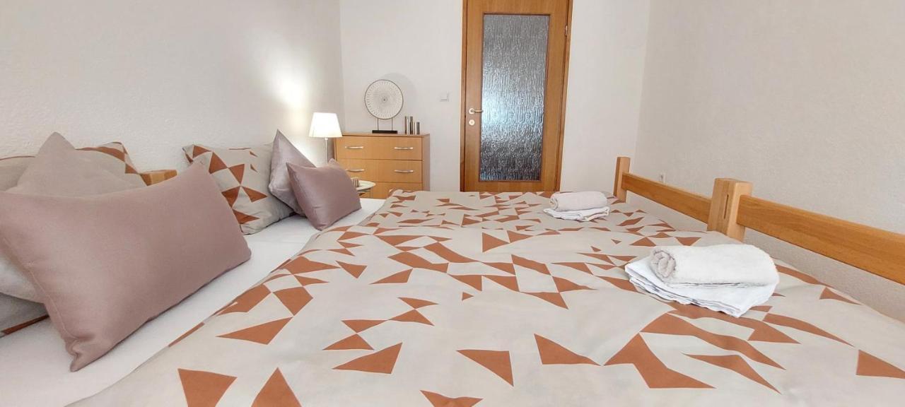 Mb Deluxe Apartment Visoko Bagian luar foto