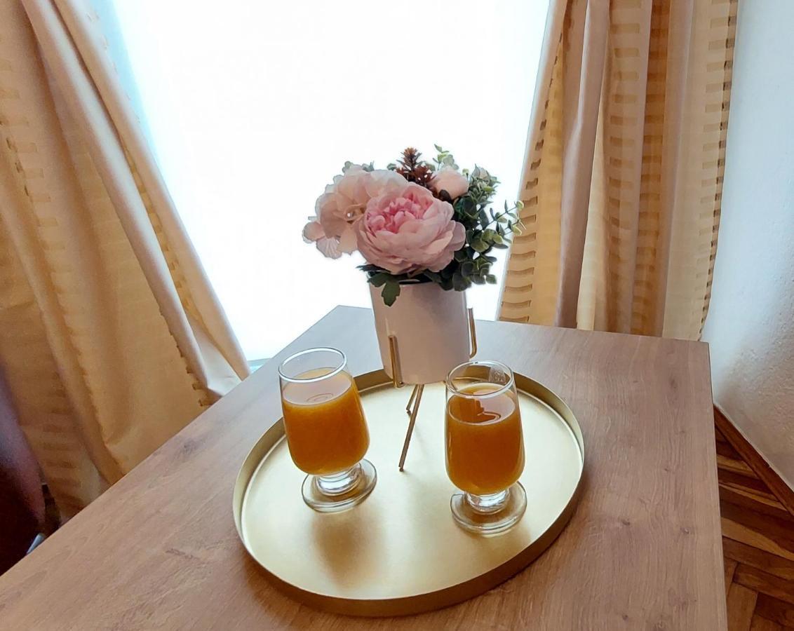 Mb Deluxe Apartment Visoko Bagian luar foto