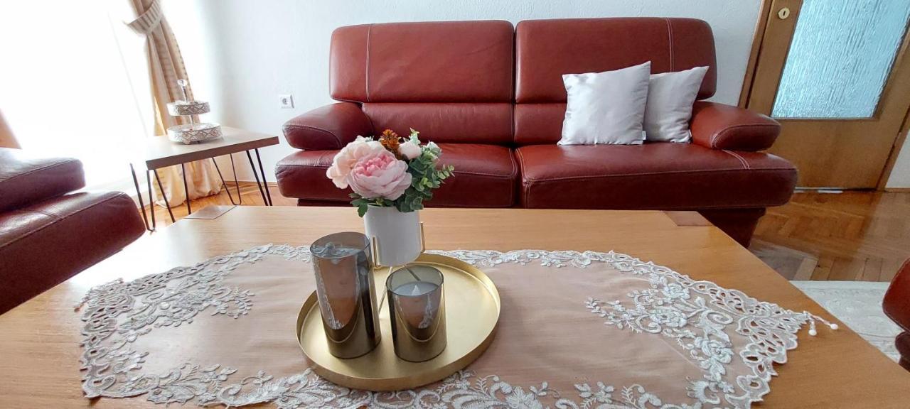 Mb Deluxe Apartment Visoko Bagian luar foto